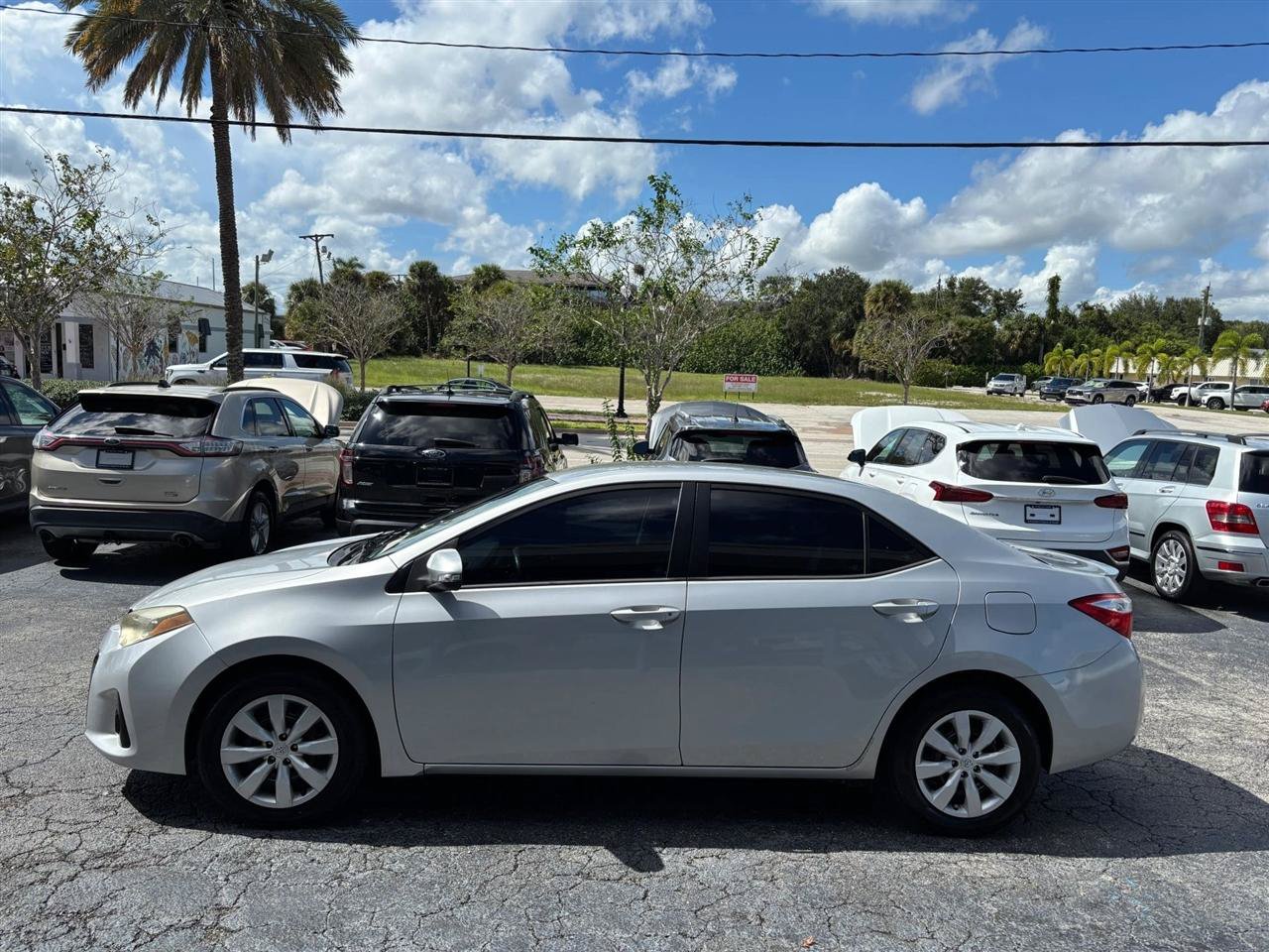 Used 2015 Toyota Corolla S FWD image 2