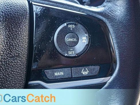 Used 2021 Honda Pilot Touring image 38