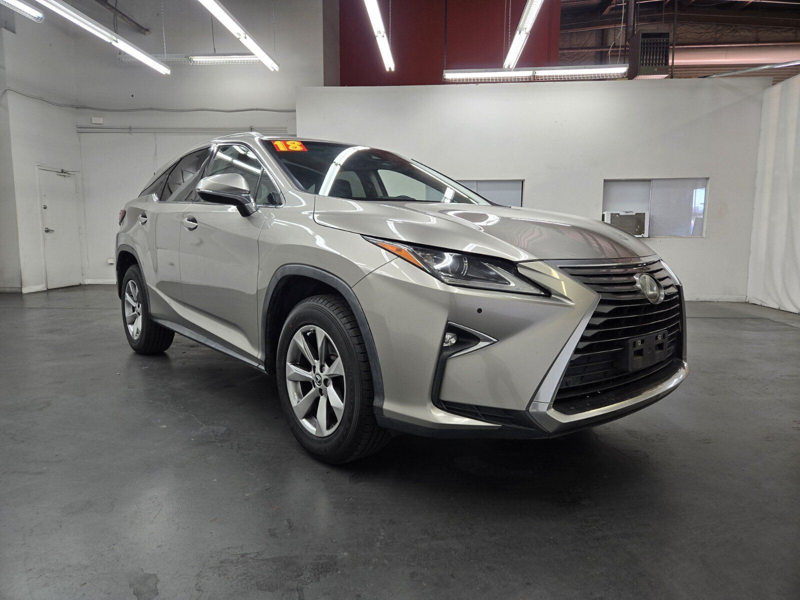 Used 2018 Lexus RX 350 FWD w/ Accessory Package image 4