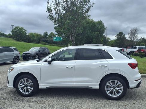 Used 2025 Audi Q3 2.0T Premium w/ Convenience Package AWD/4WD image 5