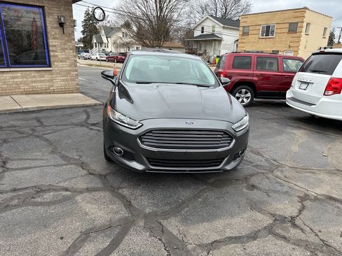 Used 2016 Ford Fusion Titanium image 3
