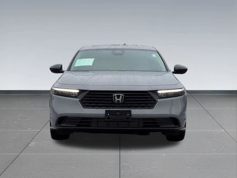 Used 2025 Honda Accord SE image 9