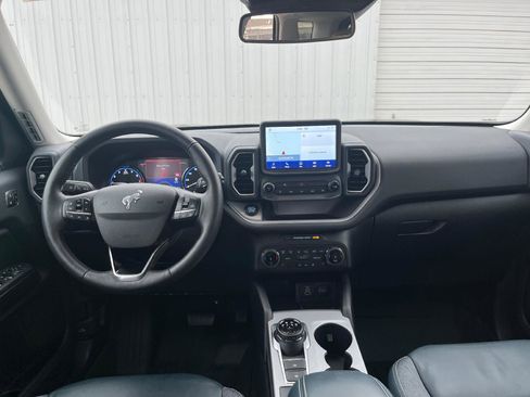 Used 2023 Ford Bronco Sport Outer Banks w/ Tech Package image 19