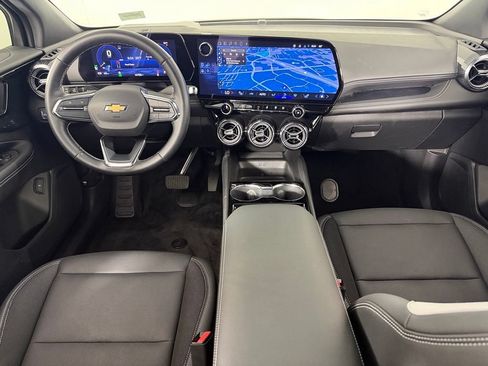 Used 2024 Chevrolet Blazer EV LT AWD/4WD image 13