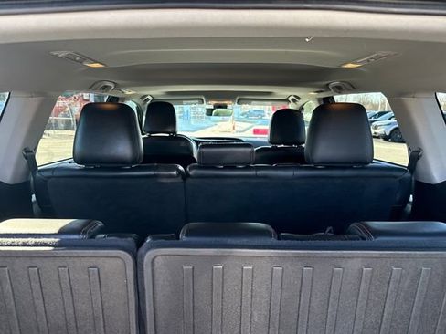 Used 2018 Toyota Highlander XLE image 47