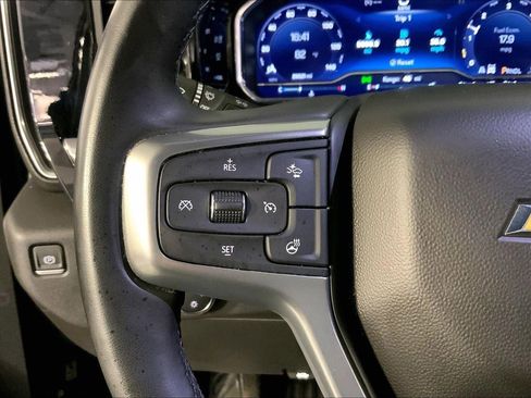 Used 2023 Chevrolet Silverado 1500 LT AWD/4WD image 20