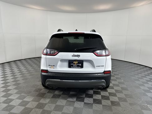 Used 2022 Jeep Cherokee Limited image 10
