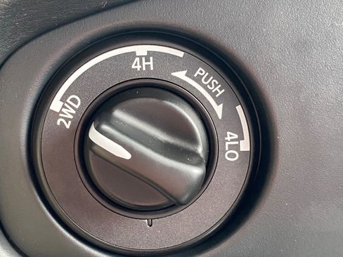 Used 2022 Nissan Frontier S w/ Technology Package image 15