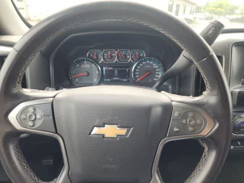Used 2017 Chevrolet Silverado 1500 LT w/ Midnight Edition AWD/4WD image 32