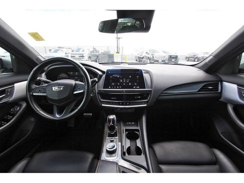 Certified 2022 Cadillac CT5 V RWD image 9