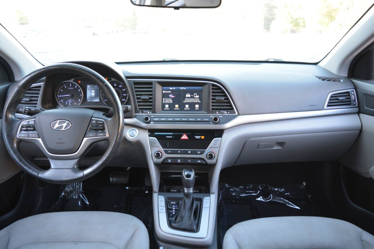 Used 2017 Hyundai Elantra SE w/ SE A/T Tech Package 03 FWD image 18