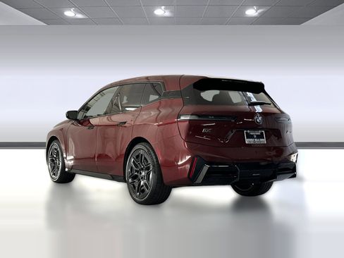 Used 2026 BMW iX M70 image 3