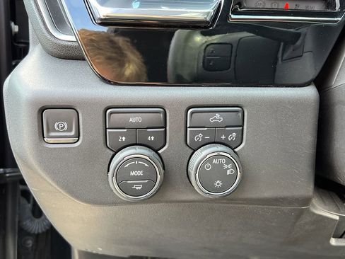 Certified 2024 Chevrolet Silverado 1500 LT image 16