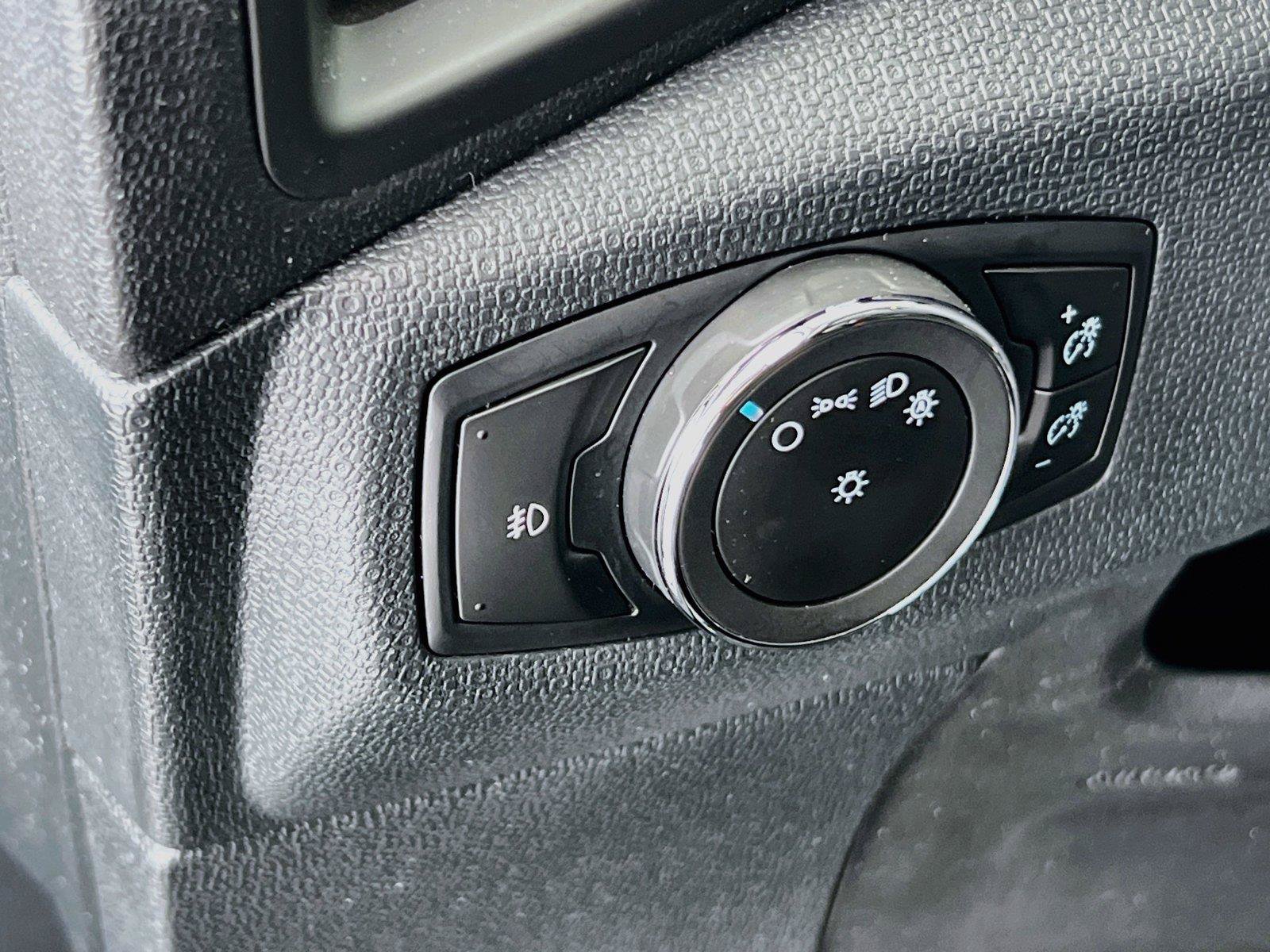 Used 2019 Ford EcoSport SE AWD/4WD image 14
