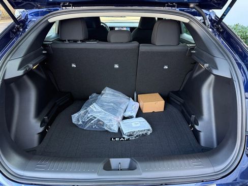 New 2026 Nissan Leaf image 8