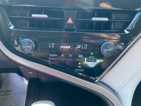 Used 2024 Toyota Camry LE image 20