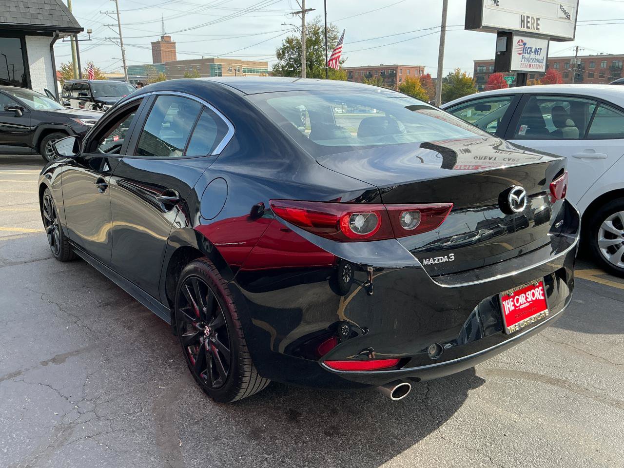 Used 2024 MAZDA MAZDA3 s FWD image 3