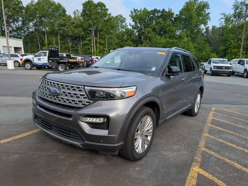 Used 2021 Ford Explorer Limited w/ Equipment Group 301A AWD/4WD image 1