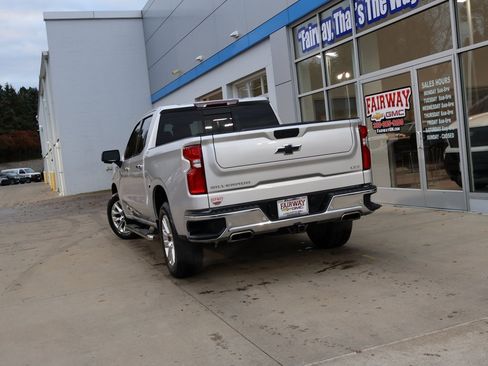 Used 2022 Chevrolet Silverado 1500 LTZ image 41