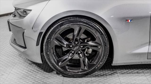 Used 2022 Chevrolet Camaro LT RWD image 30