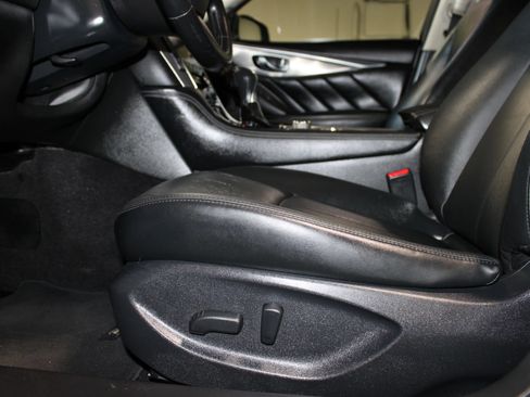 Used 2015 INFINITI Q50 Premium w/ Navigation Package RWD image 25