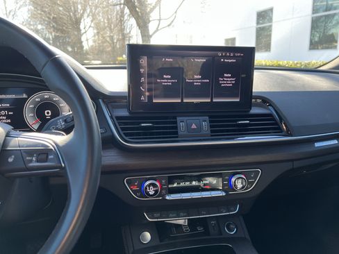 Used 2024 Audi Q5 2.0T Premium Plus w/ Premium Plus Package image 31