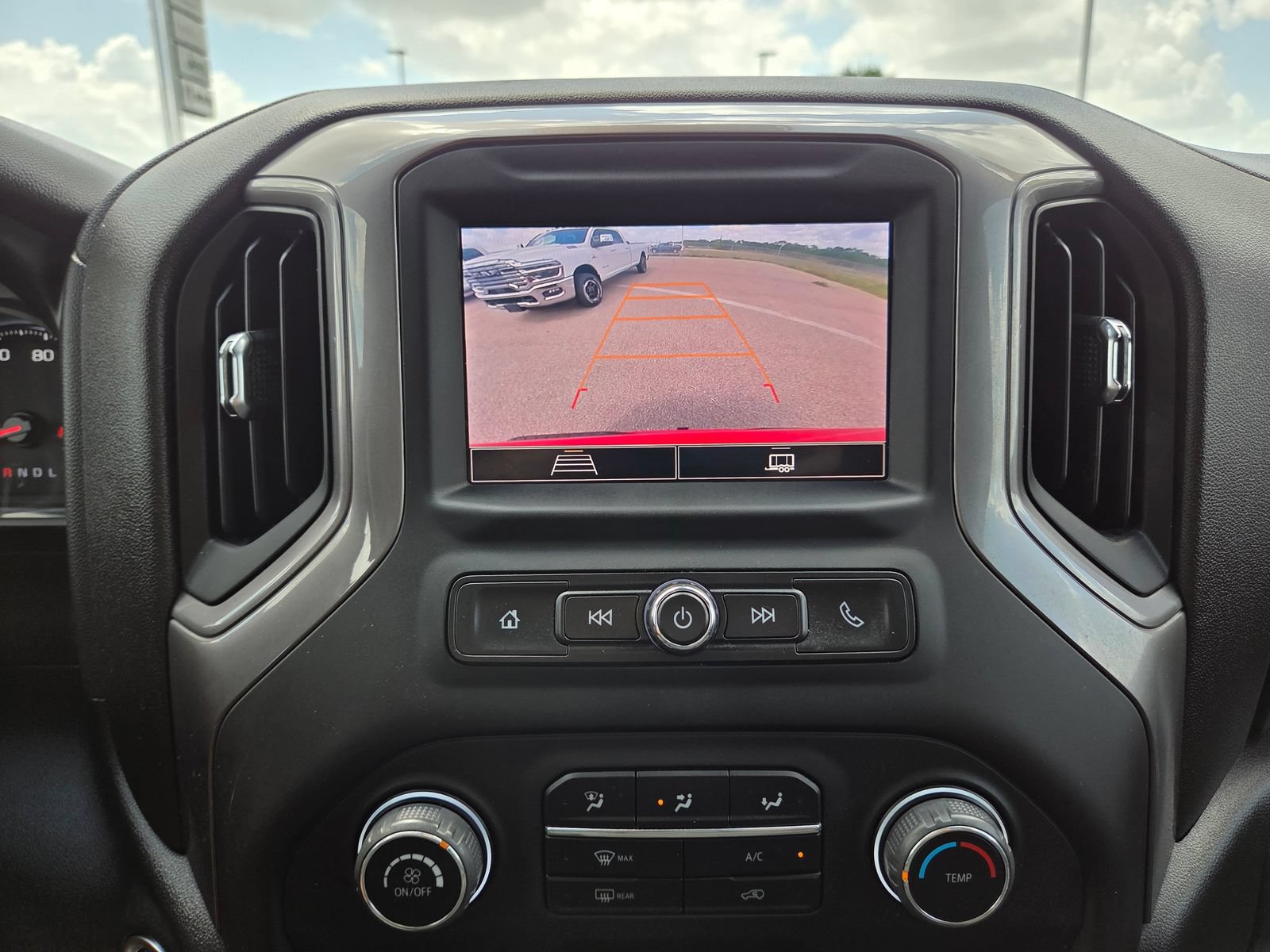 Used 2024 Chevrolet Silverado 1500 Custom w/ LPO, Dark Essentials Package RWD image 34