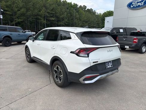 Used 2024 Kia Sportage LX FWD image 7