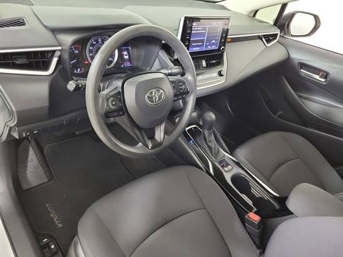Used 2020 Toyota Corolla LE FWD image 18