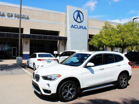 Used 2018 BMW X1 sDrive28i FWD image 1
