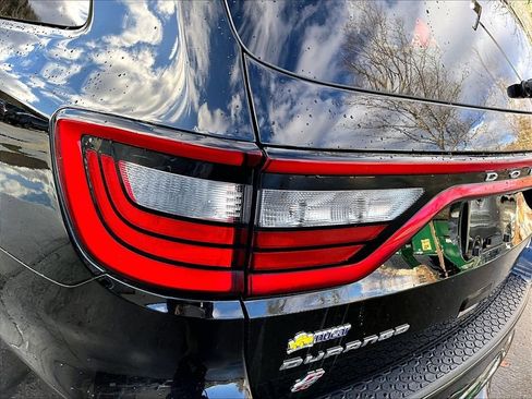 Used 2024 Dodge Durango GT image 35