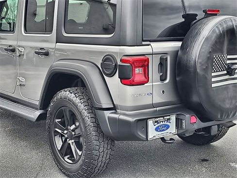 Used 2019 Jeep Wrangler Unlimited Sport image 14