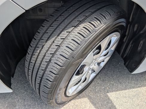 Used 2023 Toyota Corolla LE FWD image 21