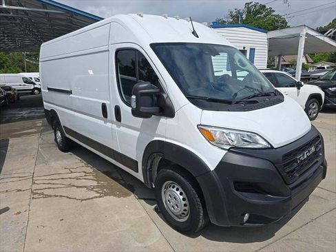 Used 2024 RAM ProMaster 2500 w/ Convenience Group FWD image 19