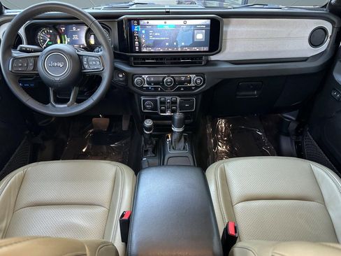 Used 2024 Jeep Wrangler Sport S w/ LED Headlamp & Fog Lamp Group image 16