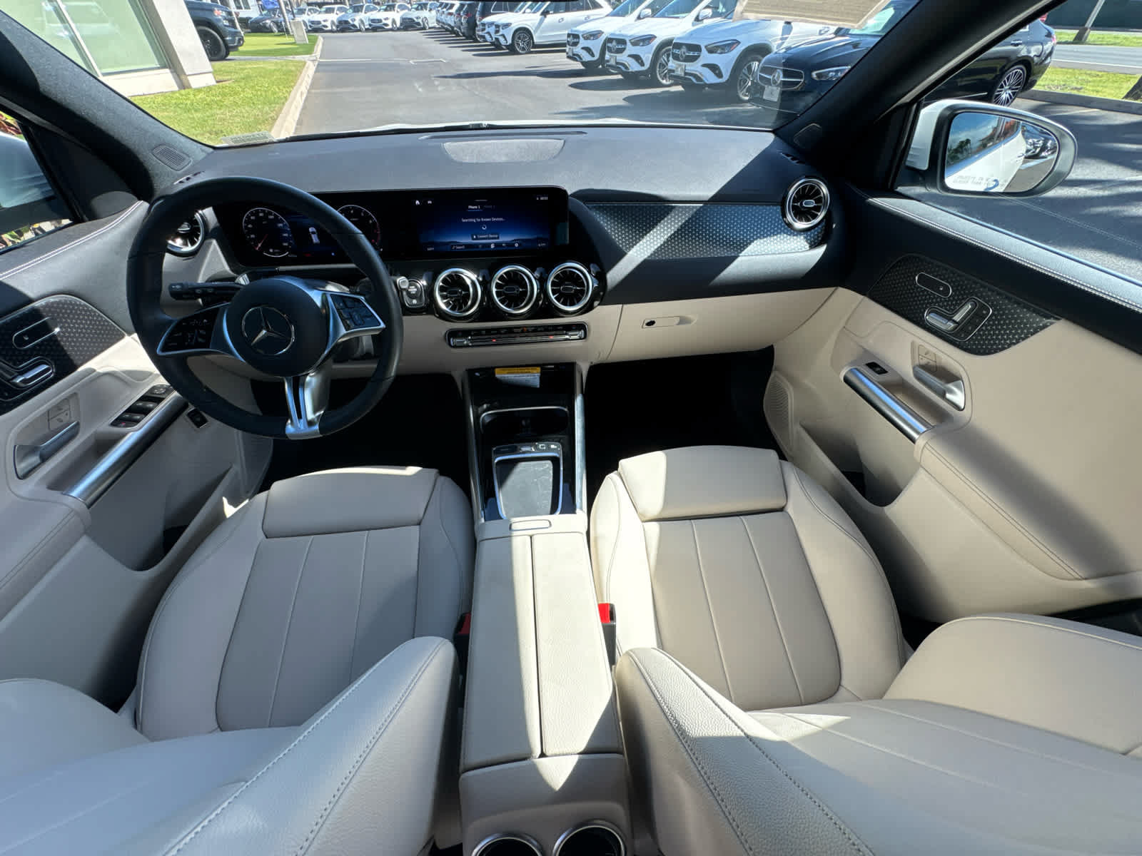 Used 2025 Mercedes-Benz GLA 250 4MATIC image 20