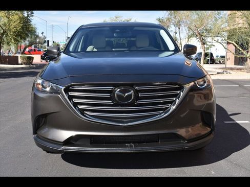 Used 2018 MAZDA CX-9 Touring image 8