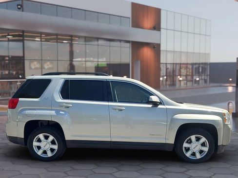 Used 2013 GMC Terrain SLT w/ Safety Package image 4