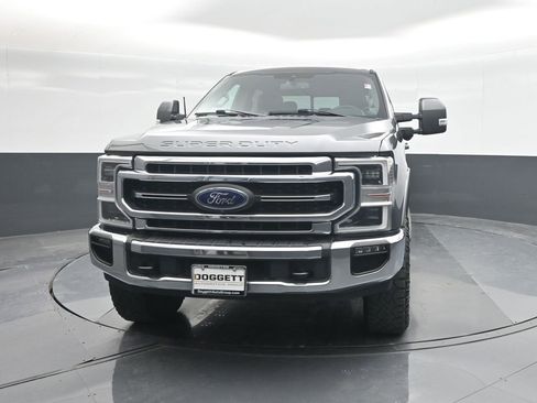 Certified 2021 Ford F250 Lariat w/ Tremor Off-Road Package image 5