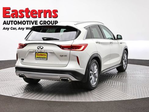 Used 2020 INFINITI QX50 Luxe w/ Navigation Package AWD/4WD image 5
