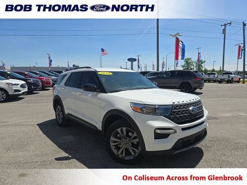 Used 2024 Ford Explorer XLT w/ Equipment Group 202A AWD/4WD image 1