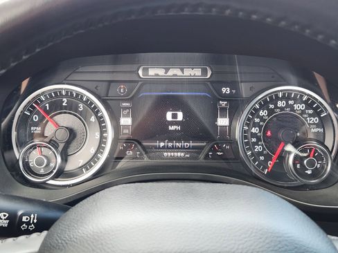 Used 2023 RAM 1500 Lone Star AWD/4WD image 24