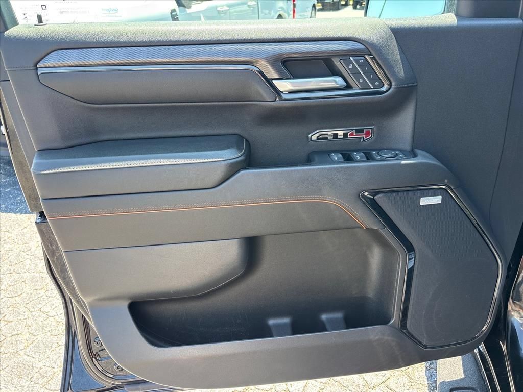Used 2023 GMC Sierra 1500 AT4 AWD/4WD image 25