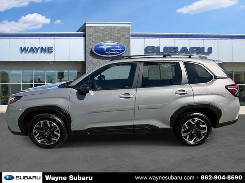 Certified 2025 Subaru Forester Premium image 5