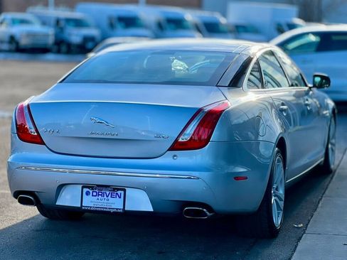 Used 2011 Jaguar XJ L RWD image 39