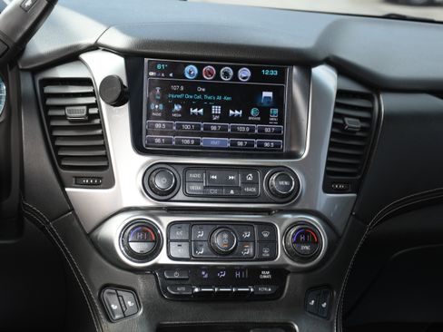 Used 2017 Chevrolet Tahoe LT image 17