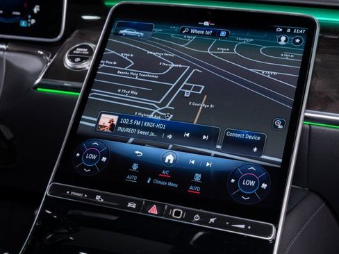 New 2025 Mercedes-Benz S 580 4MATIC Sedan image 18