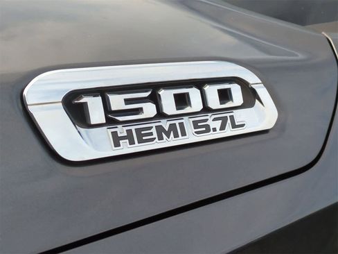 Certified 2019 RAM 1500 Laramie image 13