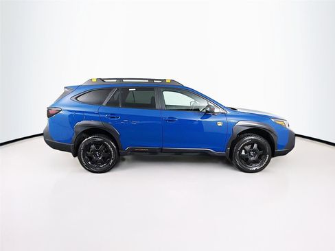 Used 2025 Subaru Outback Wilderness image 8