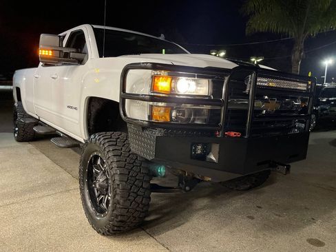 Used 2017 Chevrolet Silverado 2500 LT w/ Z71 Package, Off-Road AWD/4WD image 57